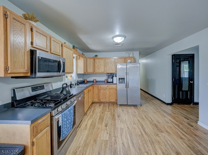 404 Lyndale Street Phillipsburg NJ 08865