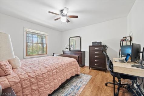 11 Knoll Drive Denville NJ 07866