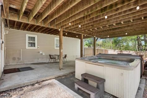 11 Knoll Drive Denville NJ 07866