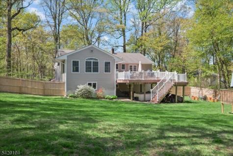 11 Knoll Drive Denville NJ 07866