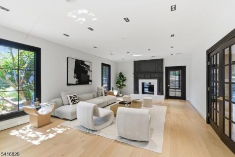 60 Brookside Drive Upper Saddle River NJ 07458