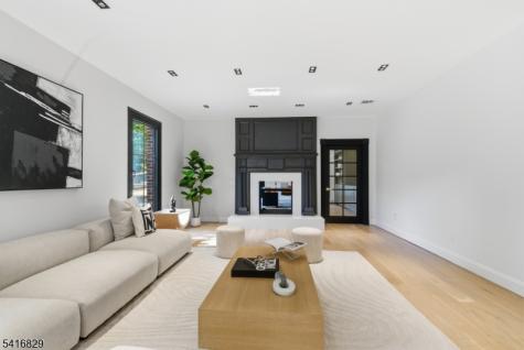 60 Brookside Drive Upper Saddle River NJ 07458