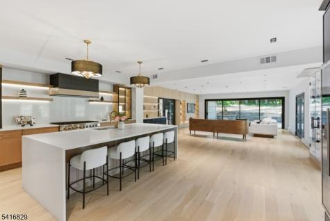 60 Brookside Drive Upper Saddle River NJ 07458