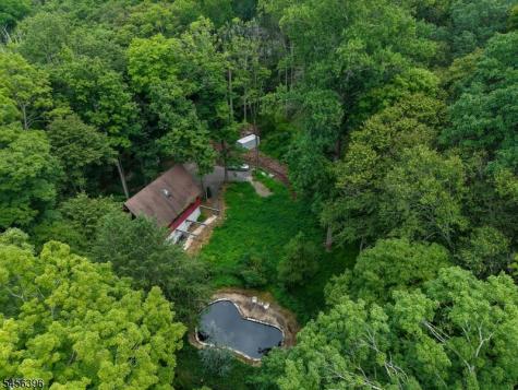 27 Worman Road Delaware NJ 08559