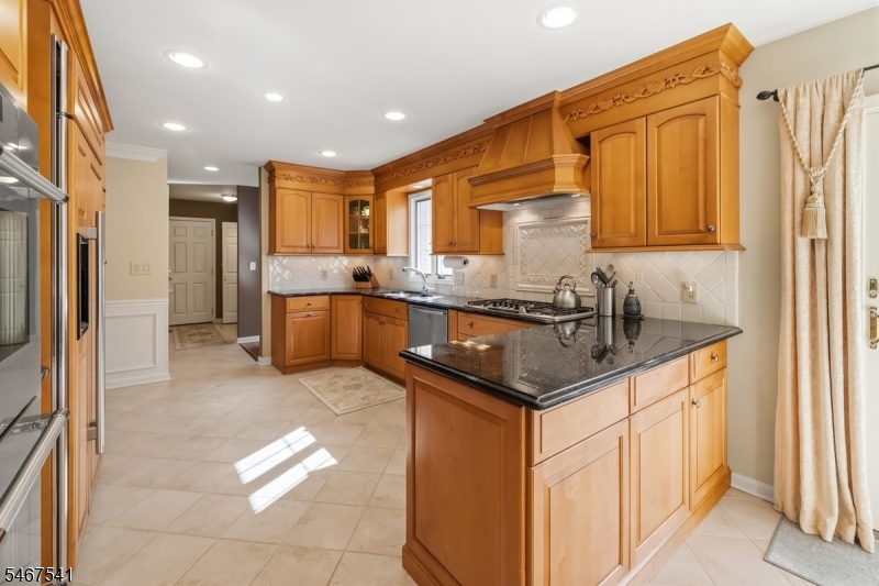 11 Ewing Drive Raritan NJ 08822