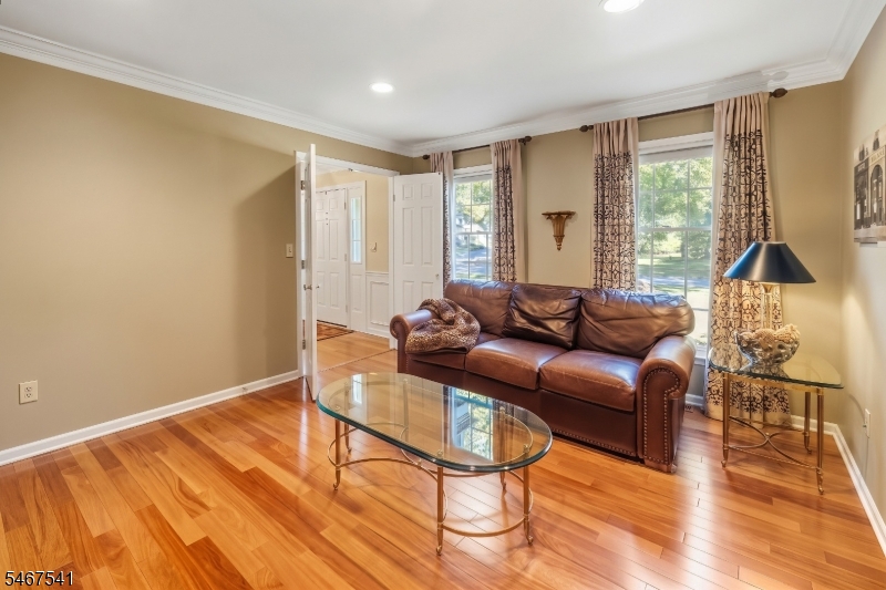 11 Ewing Drive Raritan NJ 08822