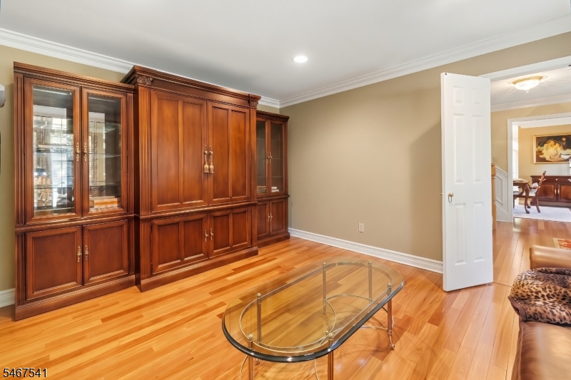 11 Ewing Drive Raritan NJ 08822