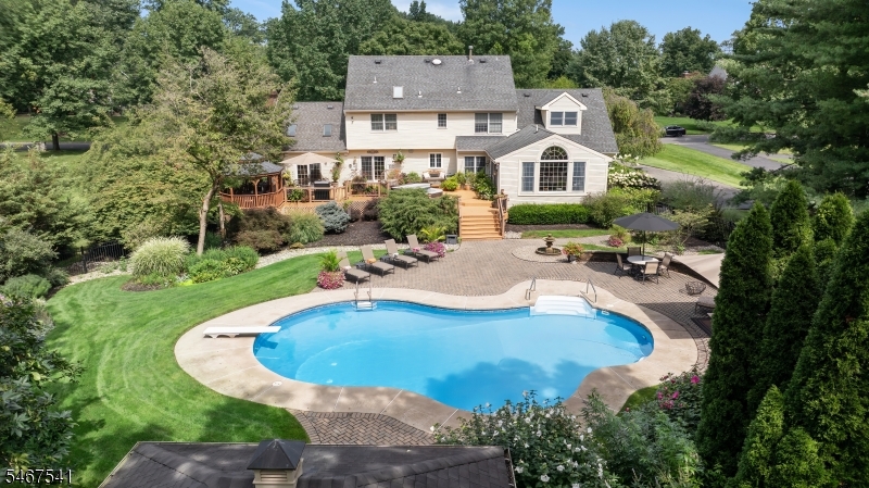 11 Ewing Drive Raritan NJ 08822