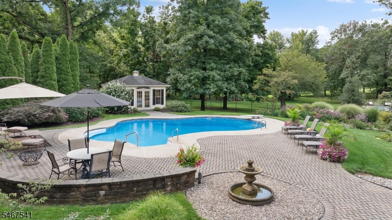 11 Ewing Drive Raritan NJ 08822