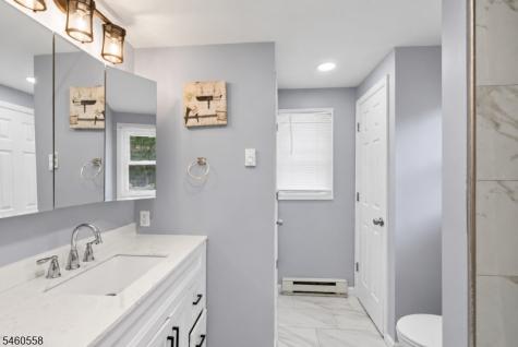 340 Lakeview Drive Hampton NJ 07860