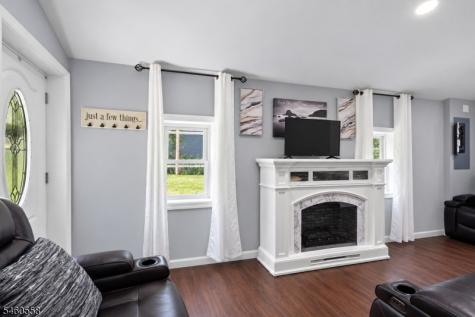 340 Lakeview Drive Hampton NJ 07860