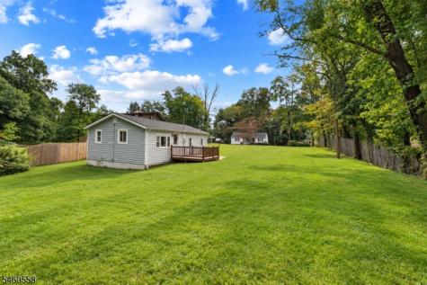 340 Lakeview Drive Hampton NJ 07860