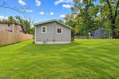340 Lakeview Drive Hampton NJ 07860