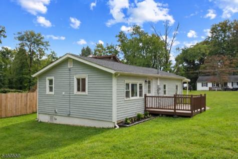340 Lakeview Drive Hampton NJ 07860