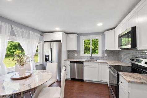 340 Lakeview Drive Hampton NJ 07860
