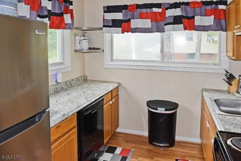 117 Vermont Trail Hopatcong NJ 07843