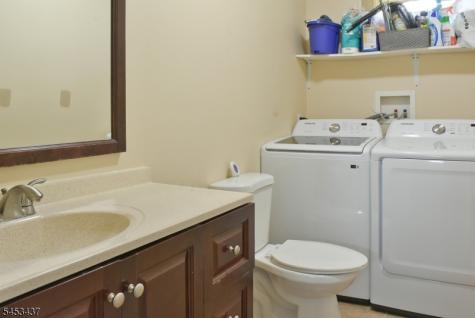 117 Vermont Trail Hopatcong NJ 07843