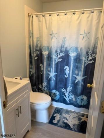 117 Vermont Trail Hopatcong NJ 07843