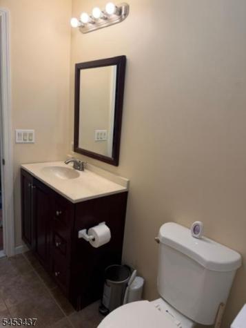 117 Vermont Trail Hopatcong NJ 07843