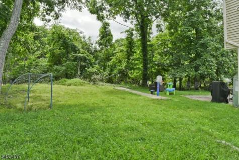 117 Vermont Trail Hopatcong NJ 07843