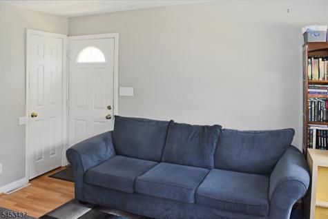 117 Vermont Trail Hopatcong NJ 07843