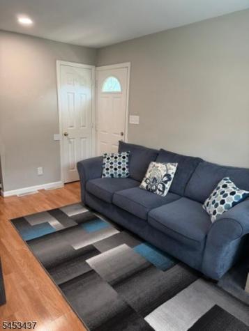 117 Vermont Trail Hopatcong NJ 07843