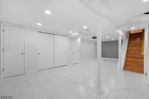 22 Cottage Lane Clifton NJ 07012