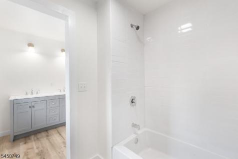 33 Allamuchy Trail Byram NJ 07821