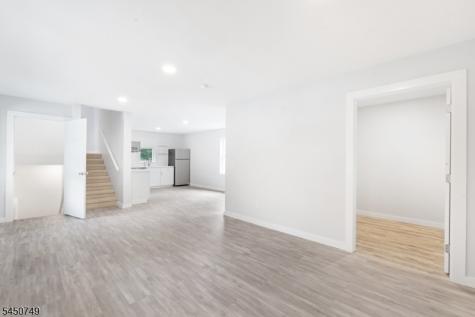 33 Allamuchy Trail Byram NJ 07821