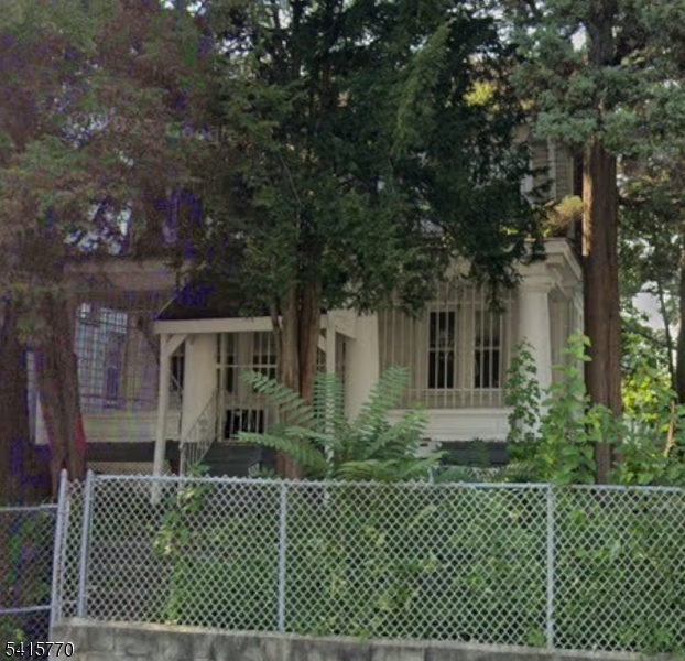 553 Sanford Avenue Newark NJ 07106