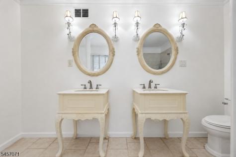 524 Lloyd Road Aberdeen NJ 07747