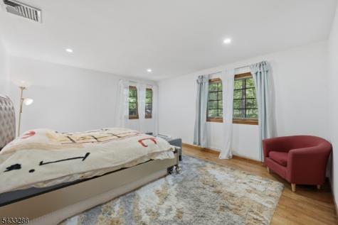 2 Carol Road Kinnelon NJ 07405