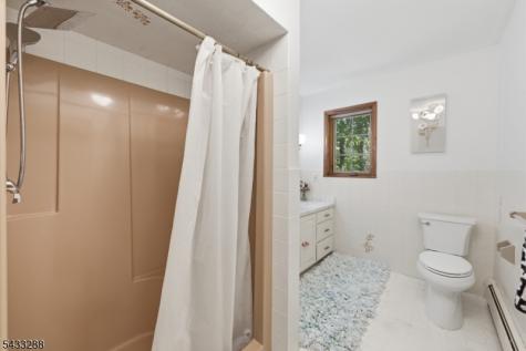 2 Carol Road Kinnelon NJ 07405