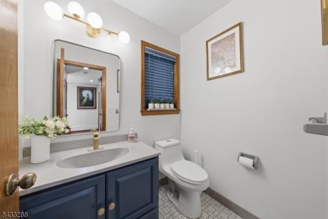 2 Carol Road Kinnelon NJ 07405