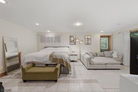 2 Carol Road Kinnelon NJ 07405