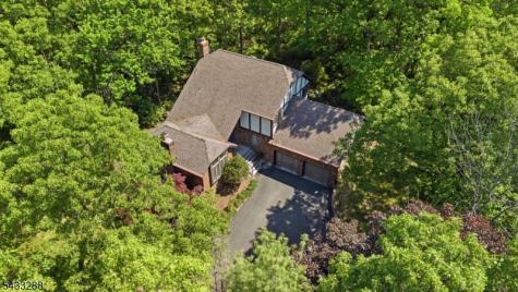 2 Carol Road Kinnelon NJ 07405