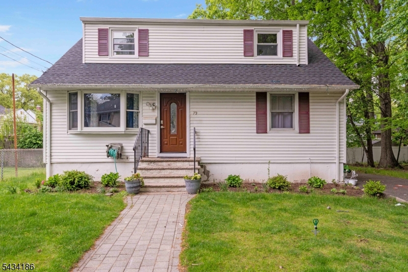 73 Davis Drive Bergenfield NJ 07621