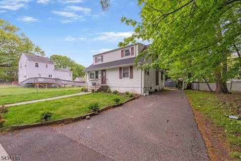73 Davis Drive Bergenfield NJ 07621