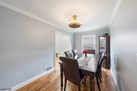 73 Davis Drive Bergenfield NJ 07621