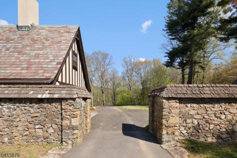 251 Mountainside Road Mendham NJ 07945