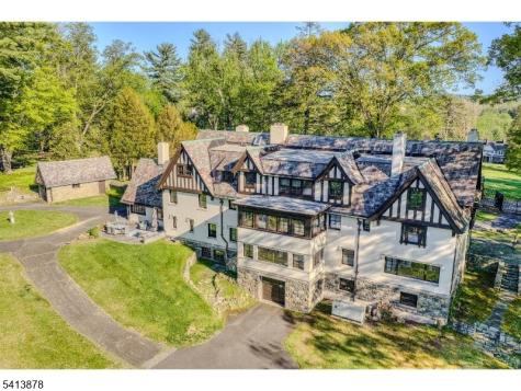 251 Mountainside Road Mendham NJ 07945