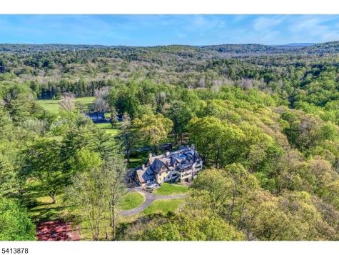251 Mountainside Road Mendham NJ 07945