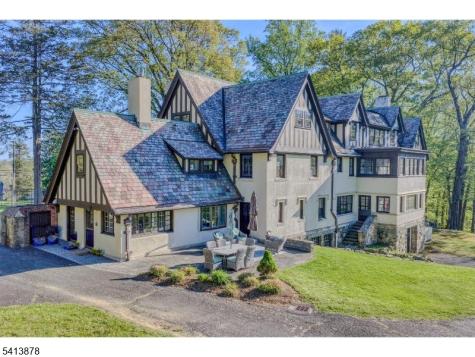 251 Mountainside Road Mendham NJ 07945