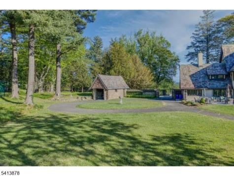 251 Mountainside Road Mendham NJ 07945