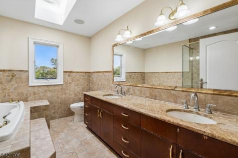 567 Mountain Avenue Springfield NJ 07081