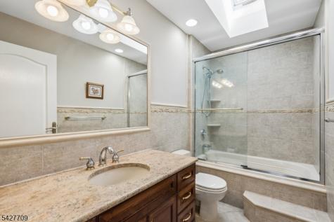 567 Mountain Avenue Springfield NJ 07081