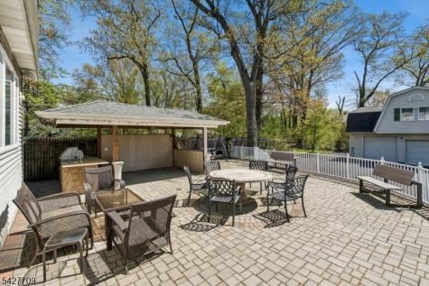 567 Mountain Avenue Springfield NJ 07081