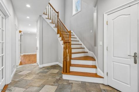 567 Mountain Avenue Springfield NJ 07081