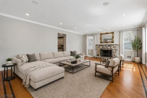 567 Mountain Avenue Springfield NJ 07081