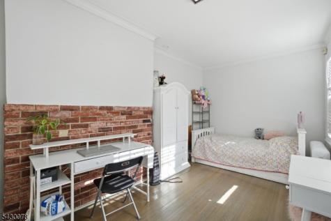 241 Hillside Road Elizabeth NJ 07208